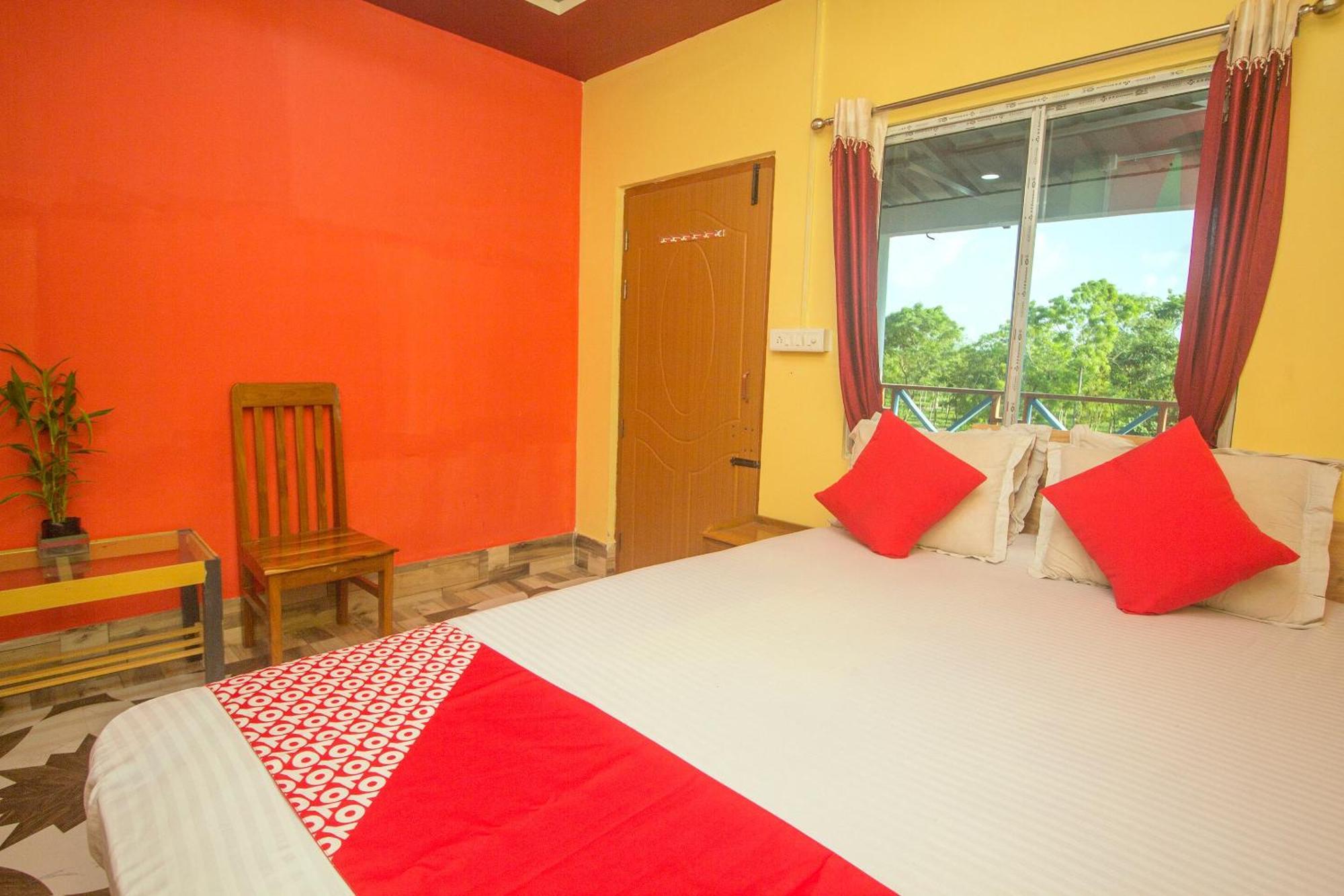 Hotel O Sandhana Homestay Rajabhat Khawa Bagian luar foto