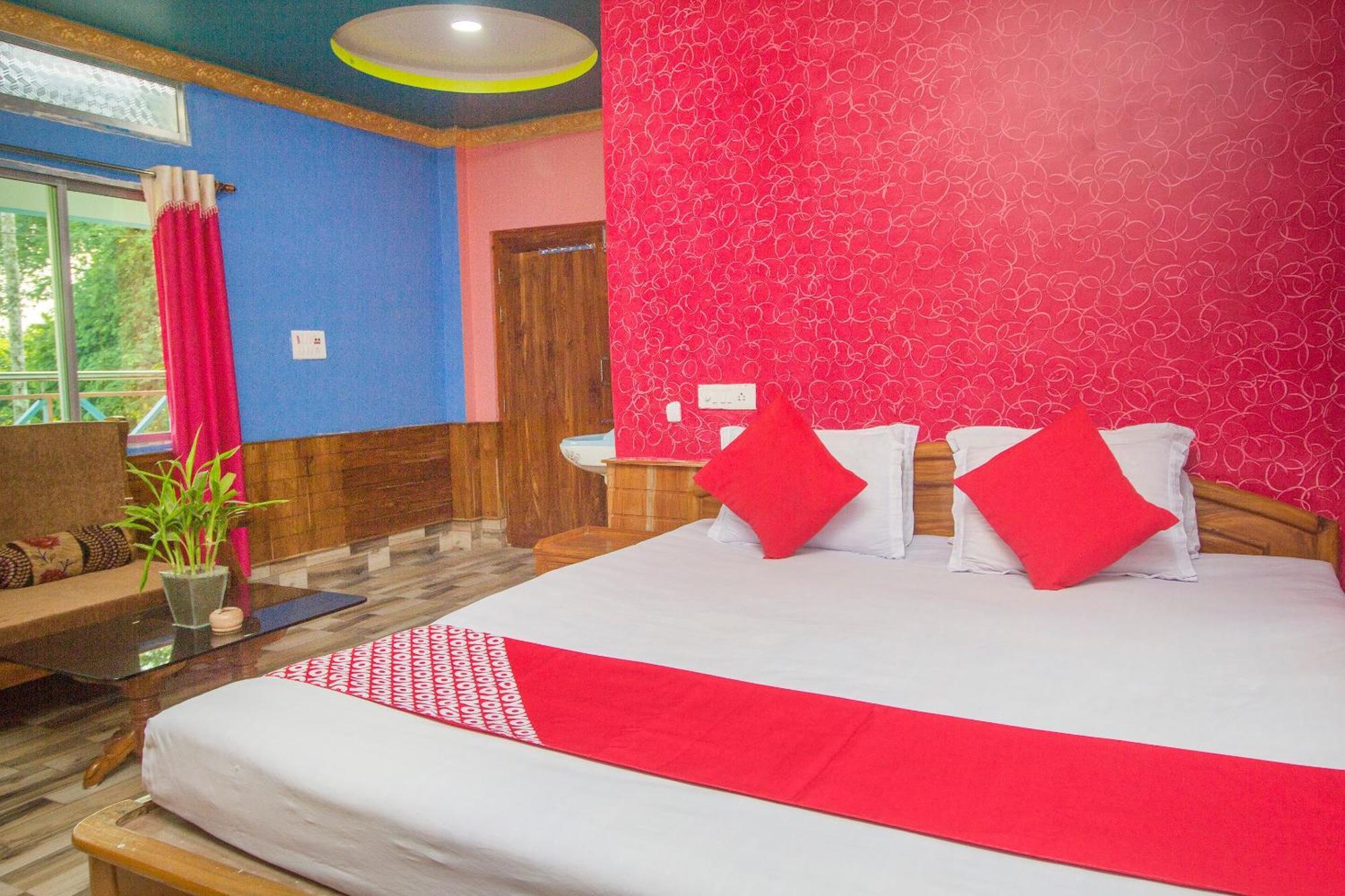 Hotel O Sandhana Homestay Rajabhat Khawa Bagian luar foto