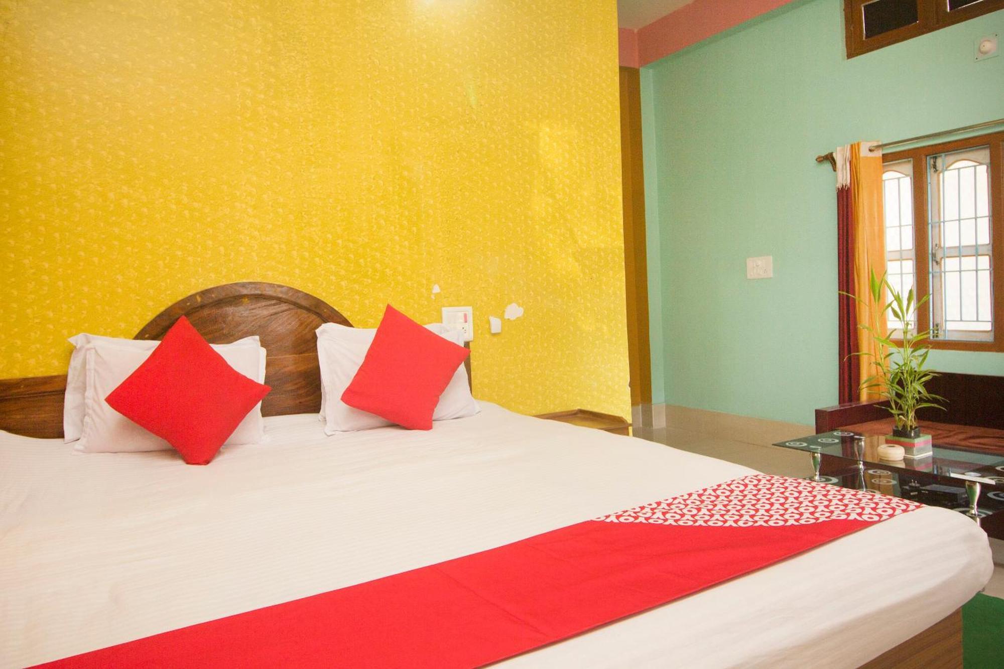 Hotel O Sandhana Homestay Rajabhat Khawa Bagian luar foto