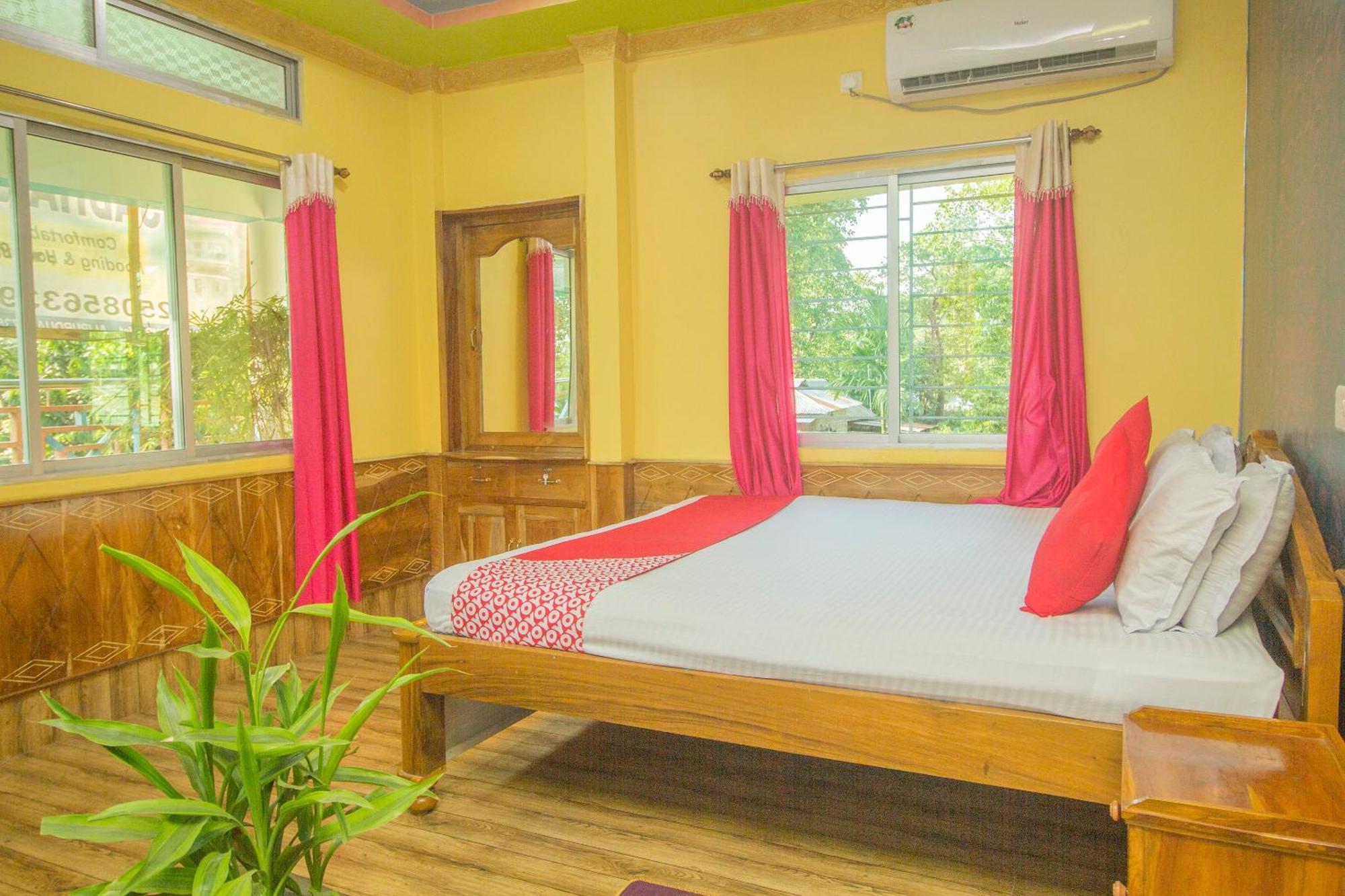 Hotel O Sandhana Homestay Rajabhat Khawa Bagian luar foto
